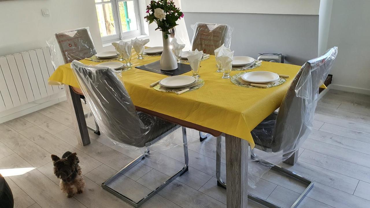 Grande Maison Avec Jardin, Animaux,Au Calme Yviers 外观 照片